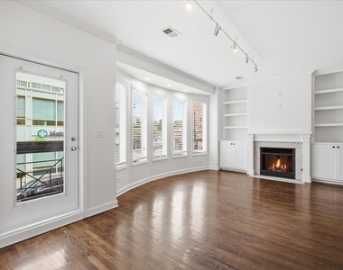 77 E 16th Street - Photo Thumbnail 2