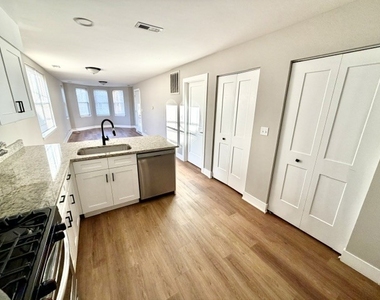3812 W Maypole Avenue - Photo Thumbnail 4