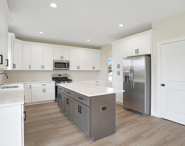 933 Covey Lane - Photo Thumbnail 5