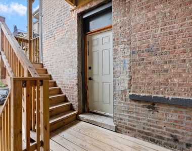3555 W Lyndale Avenue - Photo Thumbnail 14