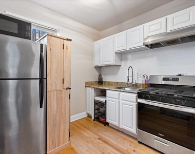 3555 W Lyndale Avenue - Photo Thumbnail 5