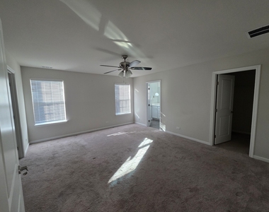 3413 Helene Rieder Drive - Photo Thumbnail 11