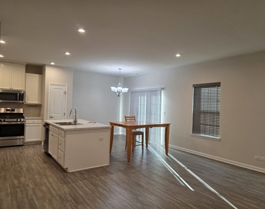 3413 Helene Rieder Drive - Photo Thumbnail 6