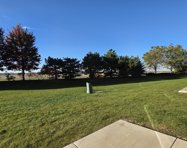 3413 Helene Rieder Drive - Photo Thumbnail 3