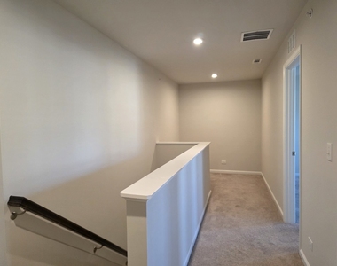 3413 Helene Rieder Drive - Photo Thumbnail 8