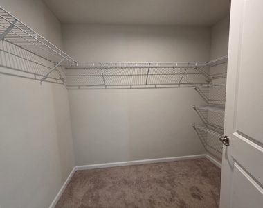 3413 Helene Rieder Drive - Photo Thumbnail 13