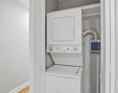 5500 Hillcrest Lane - Photo Thumbnail 7