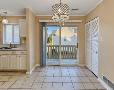 2753 Canyon Drive - Photo Thumbnail 5