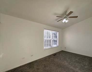 2753 Canyon Drive - Photo Thumbnail 12