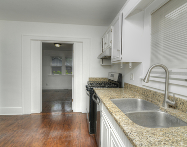 724 S 5th Street - Photo Thumbnail 13