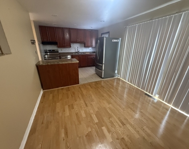 7979 N Nordica Avenue - Photo Thumbnail 10