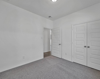 16592 Moss Ln - Photo Thumbnail 19