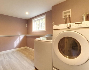 15 Oakwood - Photo Thumbnail 13