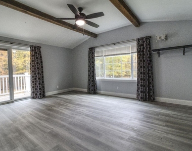 15 Oakwood - Photo Thumbnail 6