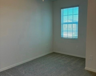 14868 Bluewater Road - Photo Thumbnail 3