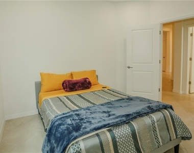 14629 Palamos Circle - Photo Thumbnail 21