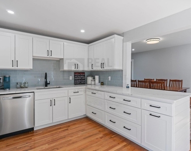 71 Rutland - Photo Thumbnail 5
