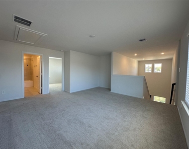 387 Sunrise Ranch Drive - Photo Thumbnail 30