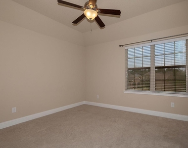 43 Butternut Grove Place - Photo Thumbnail 21