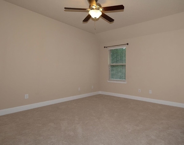 43 Butternut Grove Place - Photo Thumbnail 22
