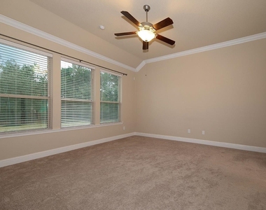 43 Butternut Grove Place - Photo Thumbnail 17