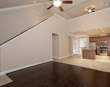 43 Butternut Grove Place - Photo Thumbnail 14