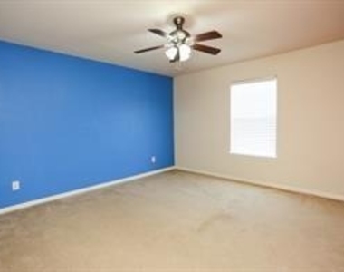 422 New Hope Lane - Photo Thumbnail 14