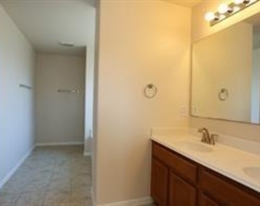 422 New Hope Lane - Photo Thumbnail 19