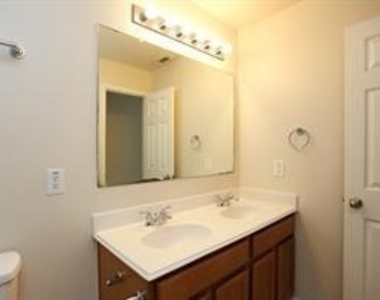 422 New Hope Lane - Photo Thumbnail 13