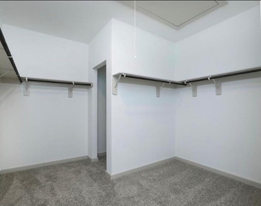 7311 Ramsgate Cliff Lane - Photo Thumbnail 10