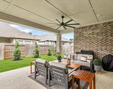 956 Terlingua Creek Drive - Photo Thumbnail 28