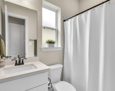 956 Terlingua Creek Drive - Photo Thumbnail 5