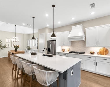 956 Terlingua Creek Drive - Photo Thumbnail 18