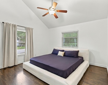 5410 Kiam Street - Photo Thumbnail 8