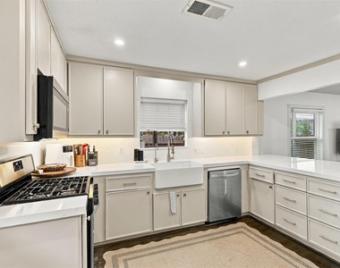 5410 Kiam Street - Photo Thumbnail 7
