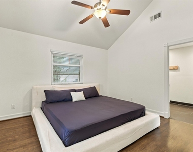 5410 Kiam Street - Photo Thumbnail 9