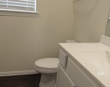 9007 Beacon Mill Drive - Photo Thumbnail 38