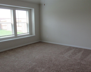 9007 Beacon Mill Drive - Photo Thumbnail 32