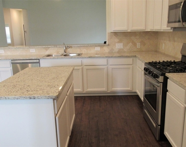 9007 Beacon Mill Drive - Photo Thumbnail 20