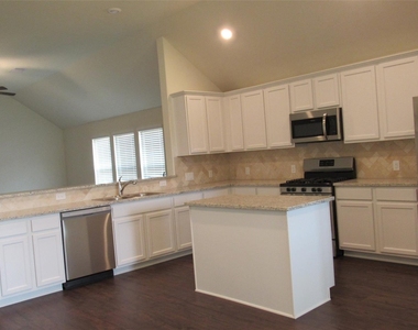 9007 Beacon Mill Drive - Photo Thumbnail 16