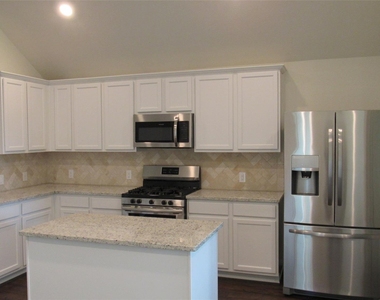 9007 Beacon Mill Drive - Photo Thumbnail 17