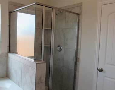 9007 Beacon Mill Drive - Photo Thumbnail 27