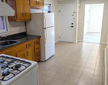 228 Cleveland - Photo Thumbnail 6