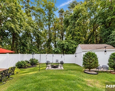 535 Holly Village - Photo Thumbnail 39