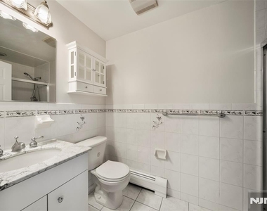 229 Franklin - Photo Thumbnail 22