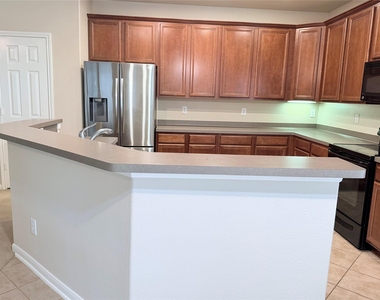 7315 Eagle Hills - Photo Thumbnail 10