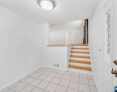 516 Knickerbocker - Photo Thumbnail 2