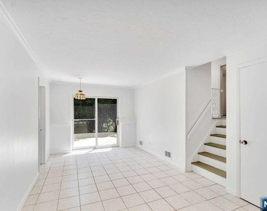 516 Knickerbocker - Photo Thumbnail 20