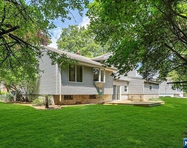 516 Knickerbocker - Photo Thumbnail 28