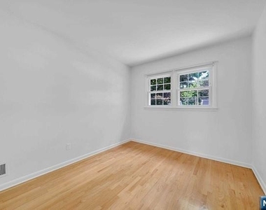 516 Knickerbocker - Photo Thumbnail 18